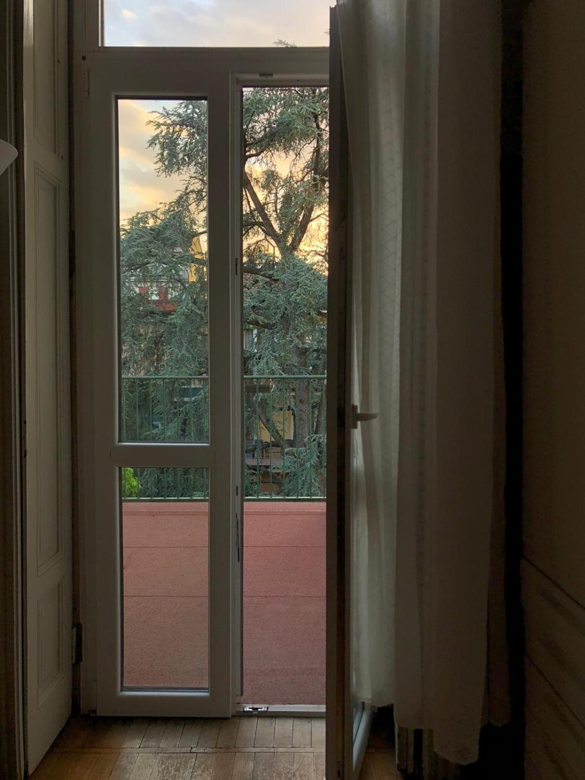 Lili House